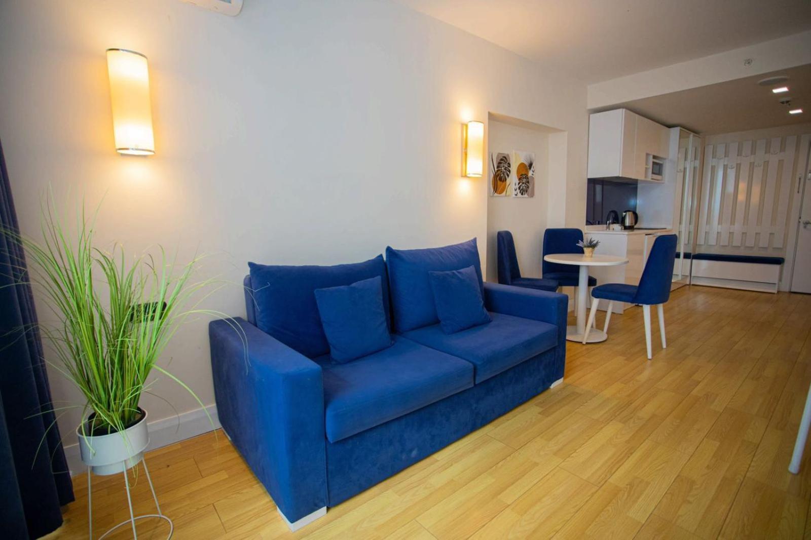 Suites Orbi City Aparthotel バトゥーミ エクステリア 写真
