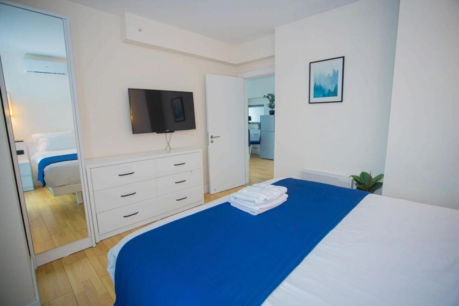 Suites Orbi City Aparthotel バトゥーミ エクステリア 写真